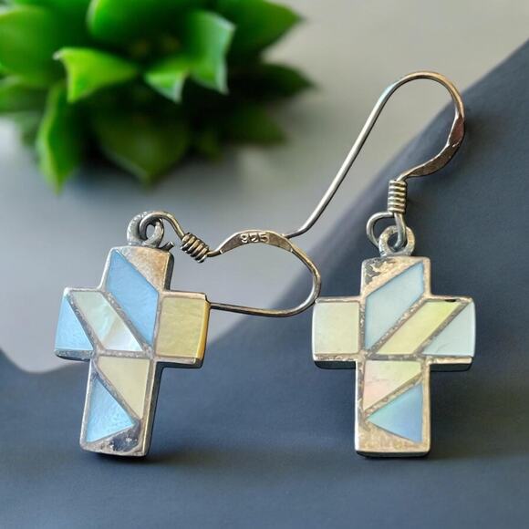 silver cross earrings with inlaid mother of pearl earrings vintage jewelry  .925 - Picture 3 of 7